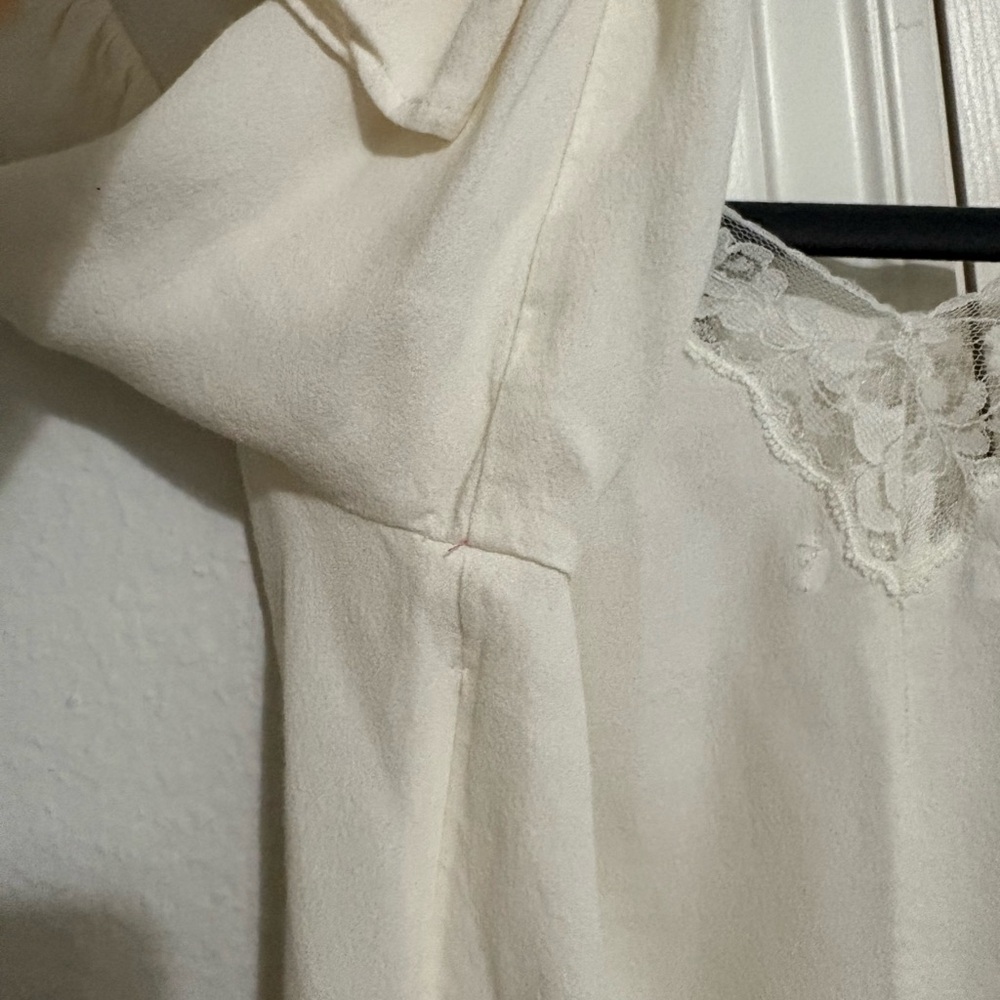 Reformation Nadene Top Ivory Lace Trim Blouse Viscose - Picture 15 of 15